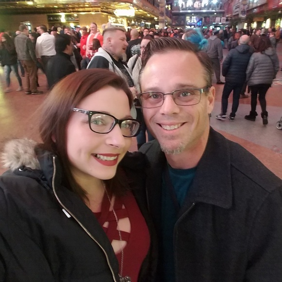 Meet your Posher, Megan - Picture 1 of 2